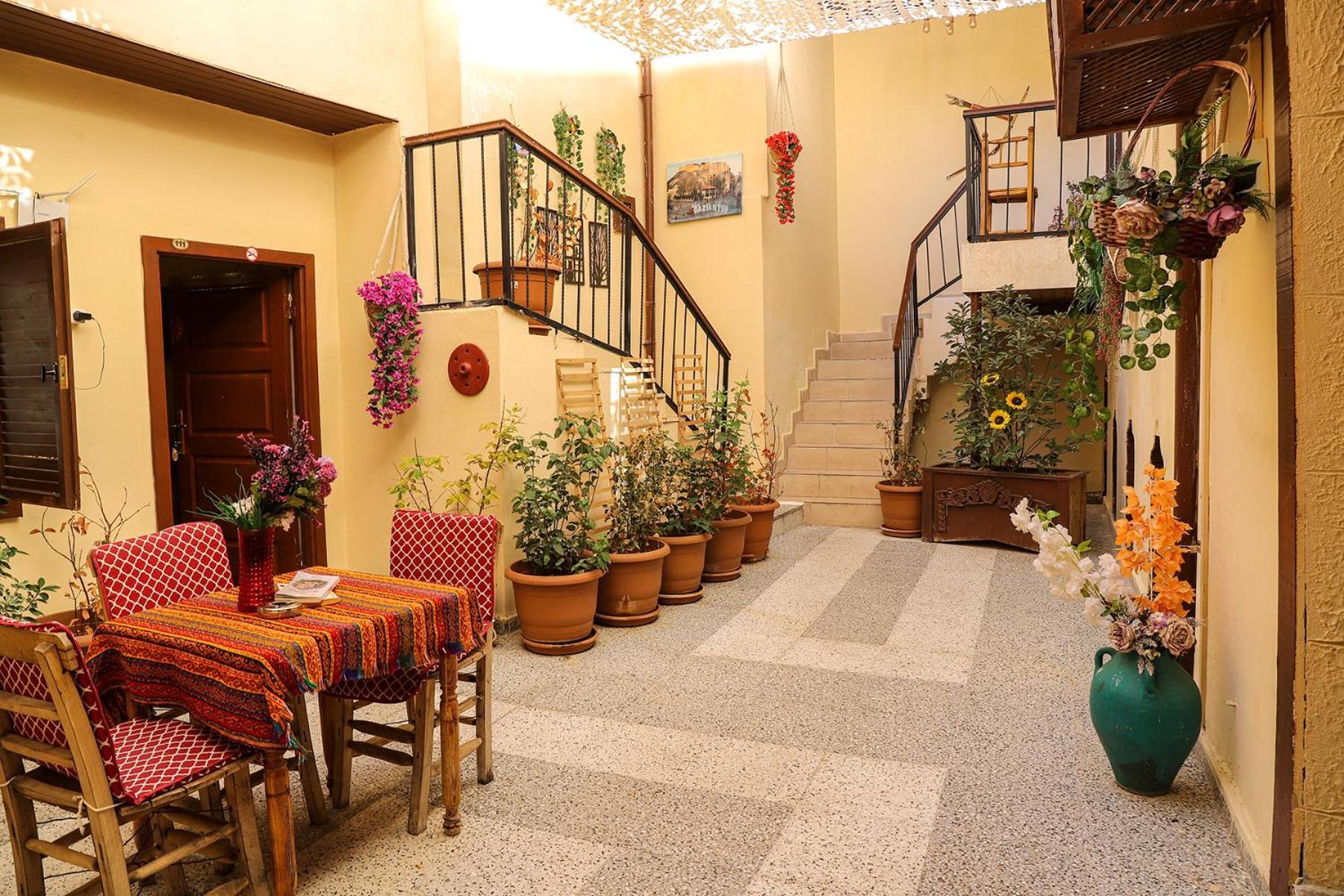 Sirvani Konagi Gaziantep Bagian luar foto